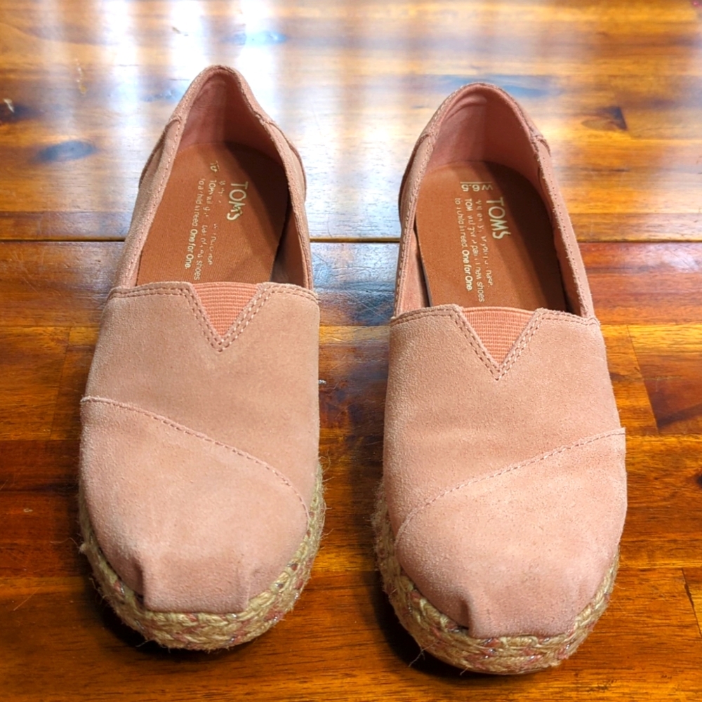 TOMS platform slip on pink size 6.5
